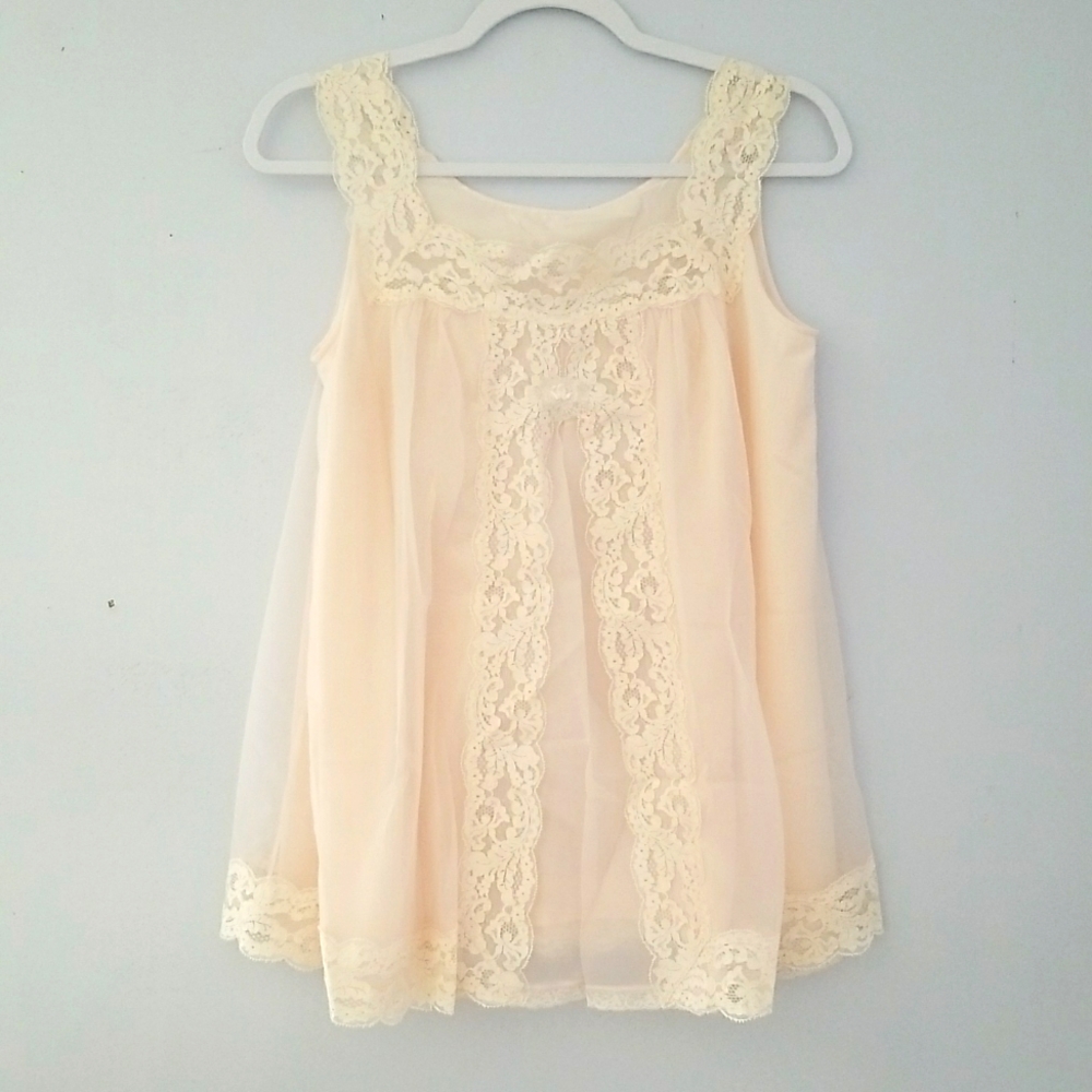 Vintage Shadowline Peachy Pale Pink Babydoll Nightie Sz Small